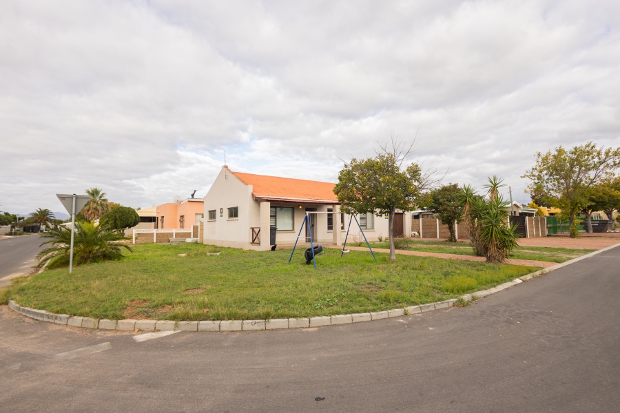 3 Bedroom Property for Sale in Somerset Park Western Cape